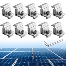 Solar panel mounting end clamp